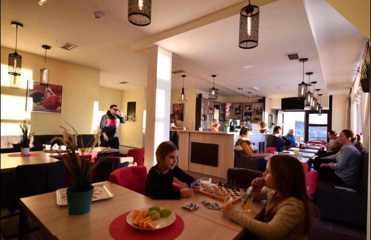קופאוניק Apartments View Dvori E25 מראה חיצוני תמונה