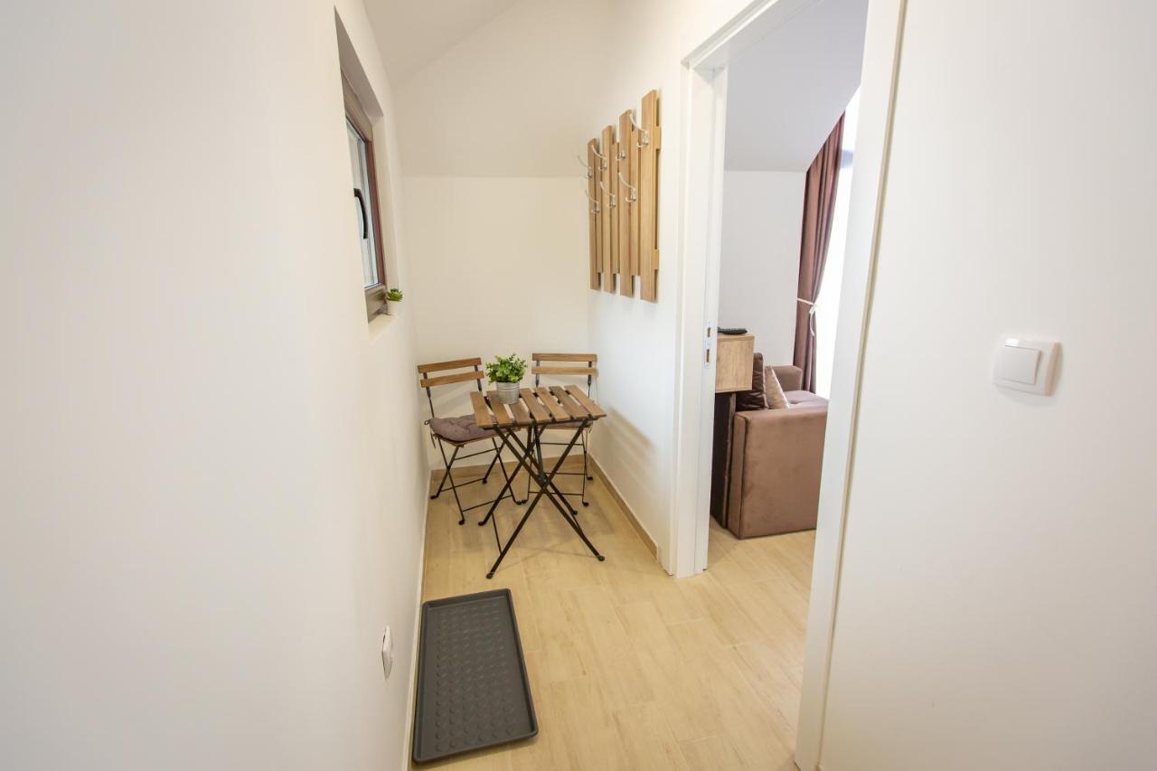 קופאוניק Apartments View Dvori E25 מראה חיצוני תמונה