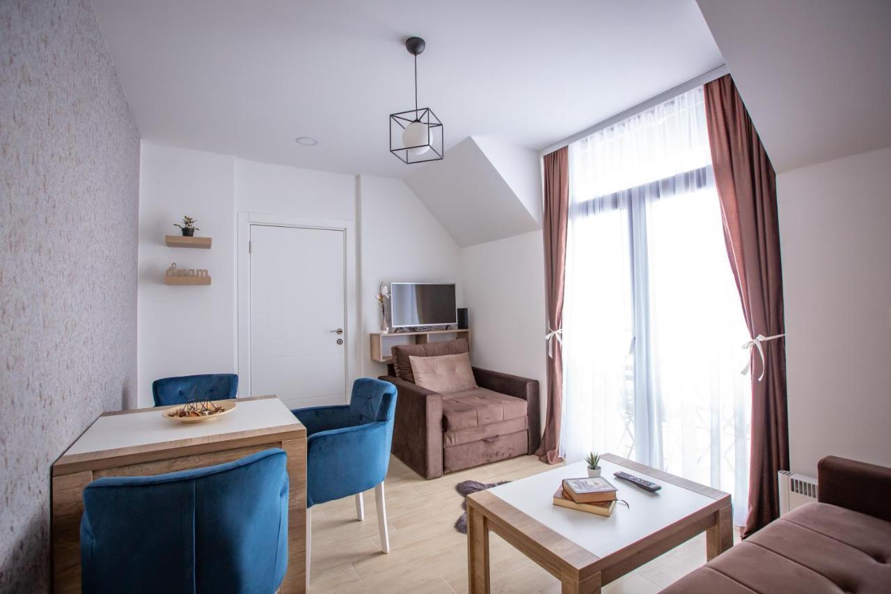 קופאוניק Apartments View Dvori E25 מראה חיצוני תמונה